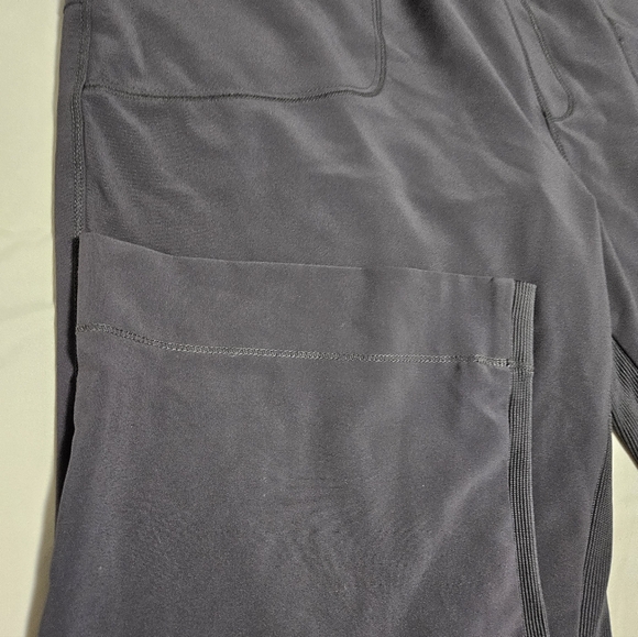 Infinity scrub pants, size XL - Picture 8 of 8